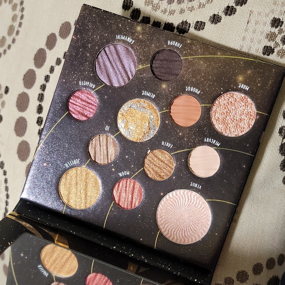 Dito Venus Eyeshadow Palette